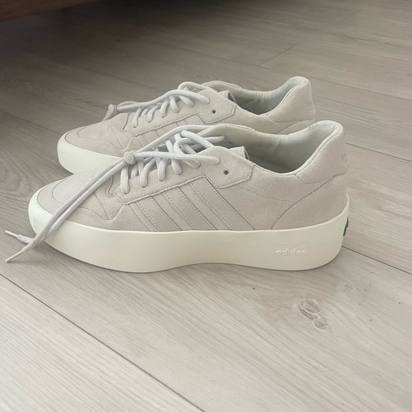 Adidas Fear of God 86 suede Cream Low-Top Sneakers - Picture 4 of 8